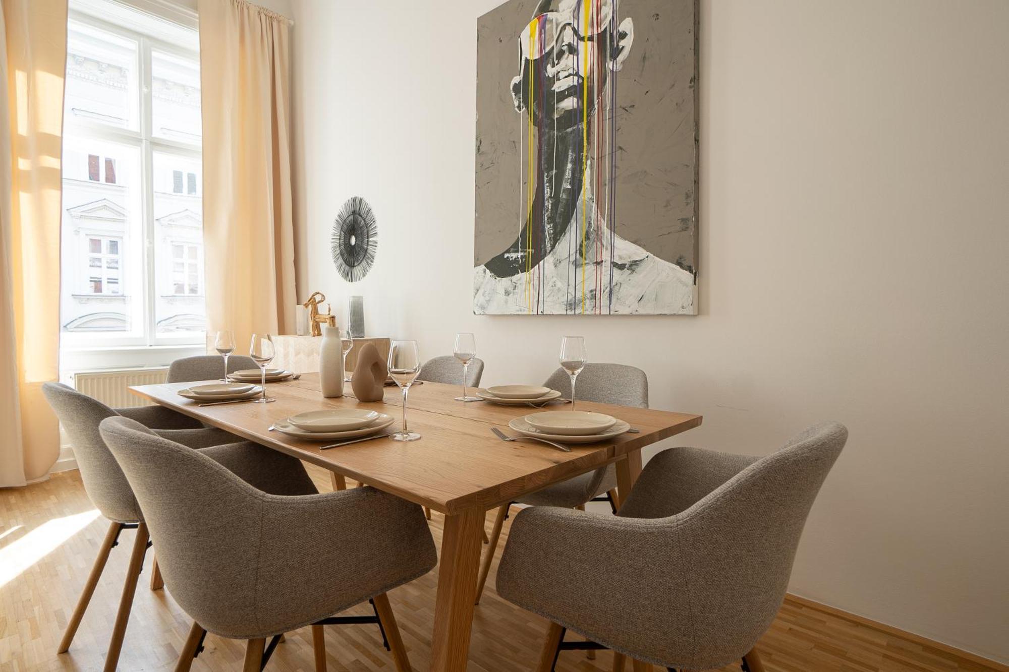 Vibrant 107 M2 Flat In The Center Apartament Wiedeń