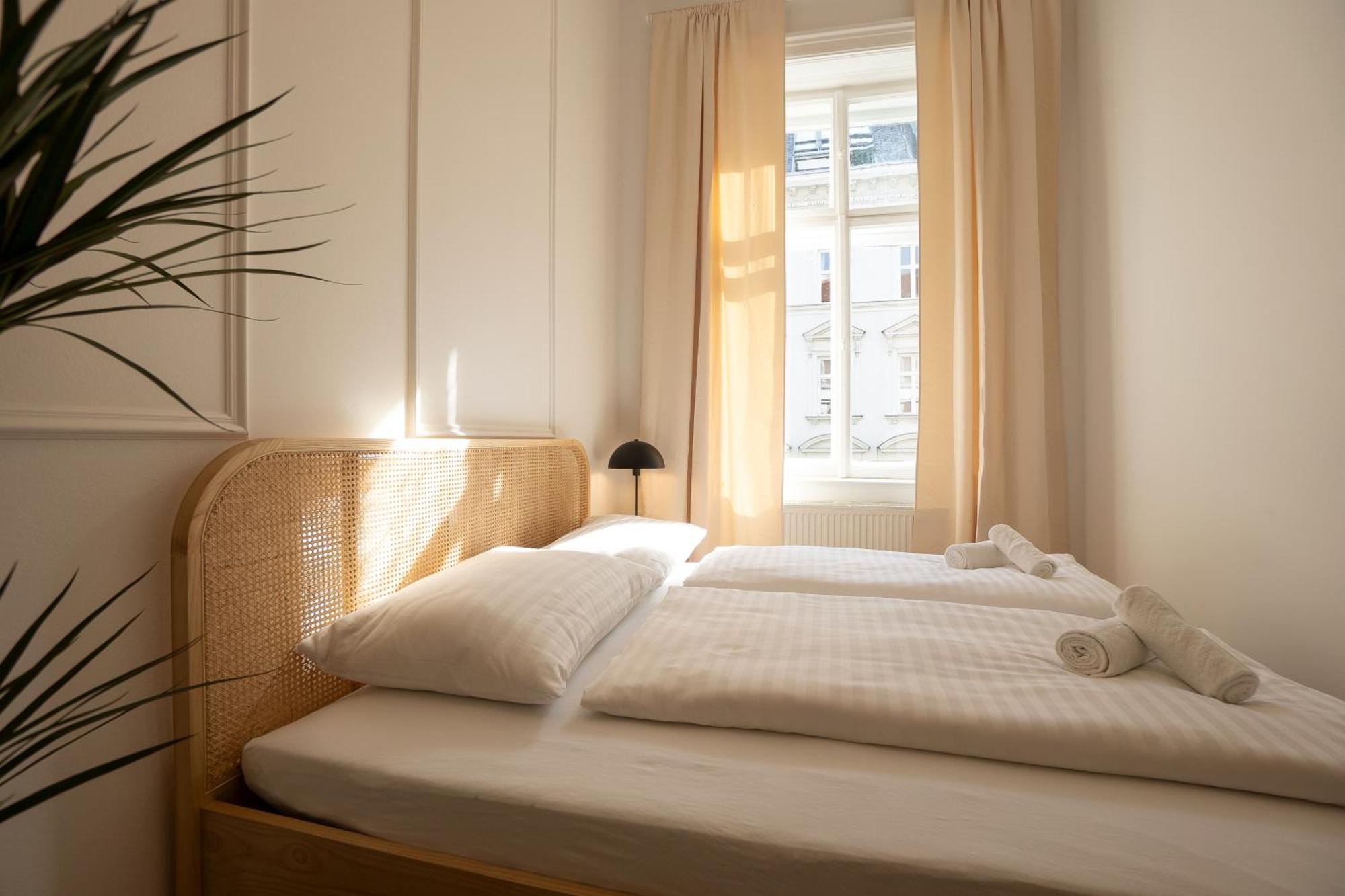 Apartament Vibrant 107 M2 Flat In The Center