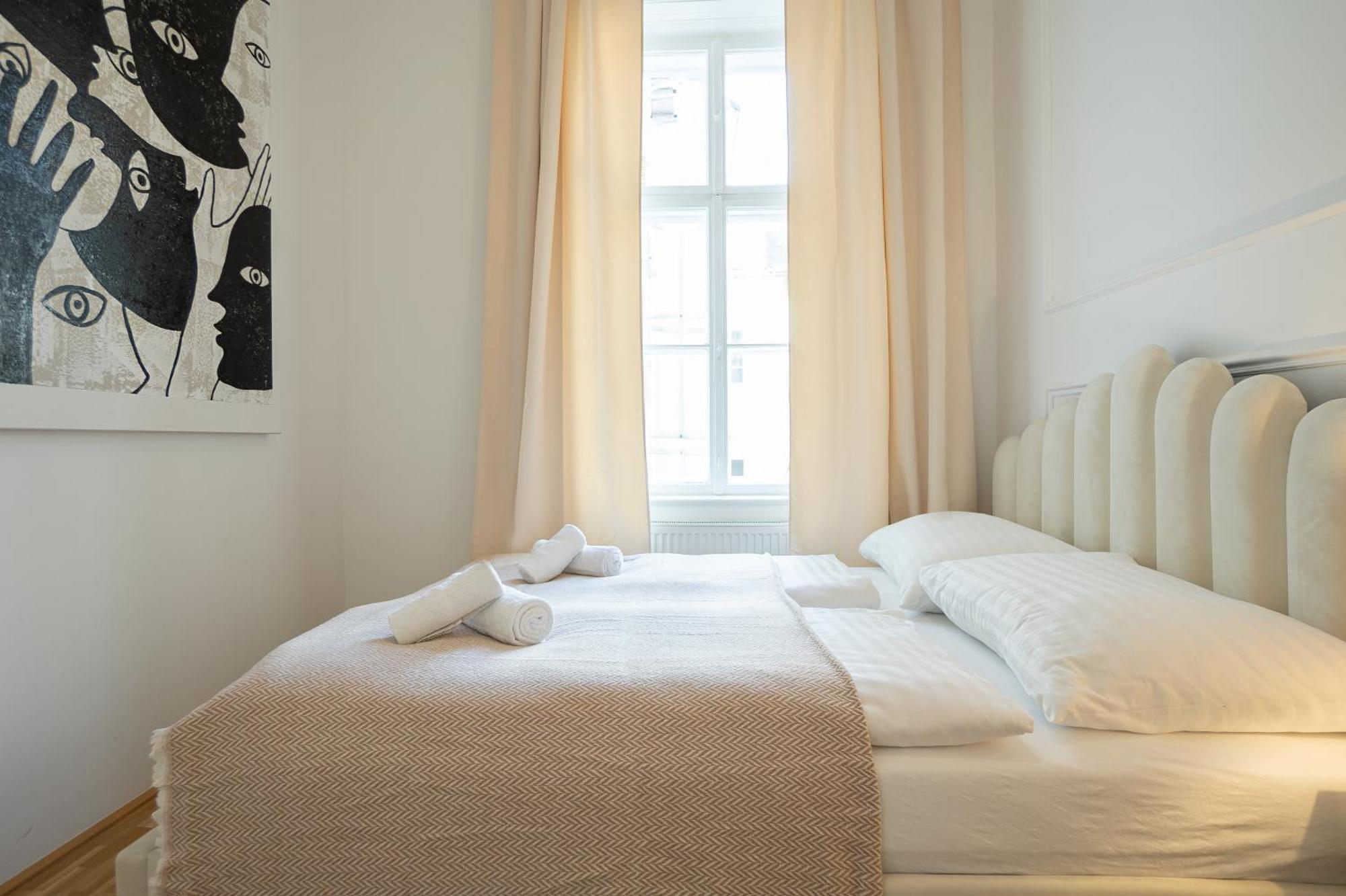 Apartament Vibrant 107 M2 Flat In The Center Wiedeń